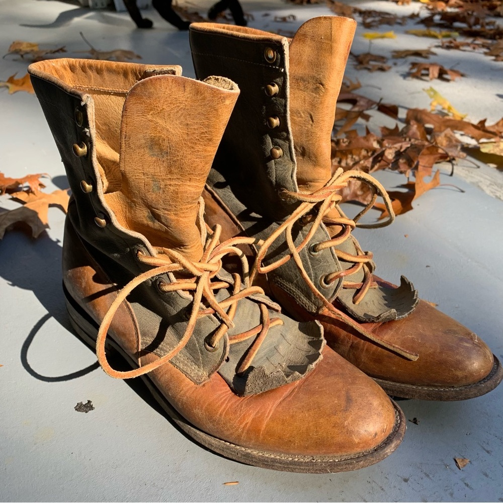 Justin Kiltie Roper Vintage 2-toned Lace Up Leather boot